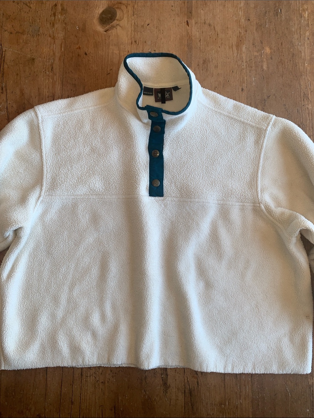 Woolrich White Fleece Snap-Placket Pullover with Teal Trim